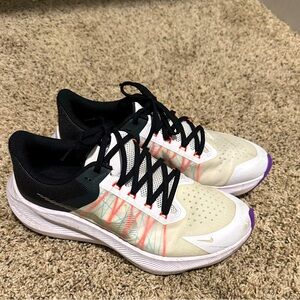 Nike Activewear Shoes like new